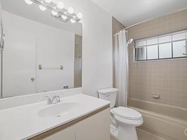 3-bedroom home for rent in Boca Raton - 7000 NW 4th Avenue - MondialRealty