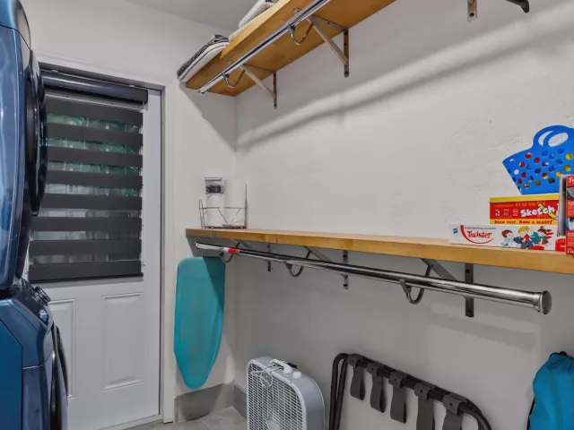 3-bedroom home for sale in Fort Lauderdale - 1521 SW 4th Avenue - MondialRealty