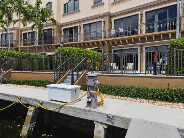 4-bedroom home for sale in Pompano Beach - 2166 SE 7TH Street 2166 - MondialRealty