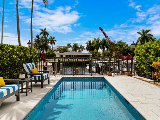 4-bedroom home for sale in Pompano Beach - 2166 SE 7TH Street 2166 - MondialRealty