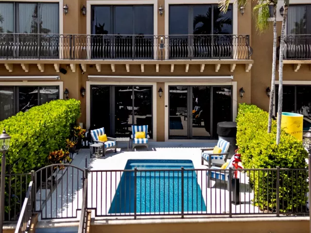 4-bedroom home for sale in Pompano Beach - 2166 SE 7TH Street 2166 - MondialRealty