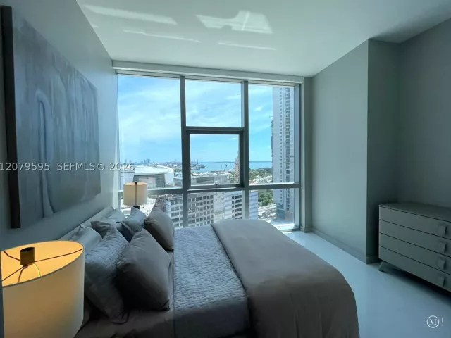 3-bedroom condo for rent in Miami - 851 NE 1st Ave 1511 - MondialRealty