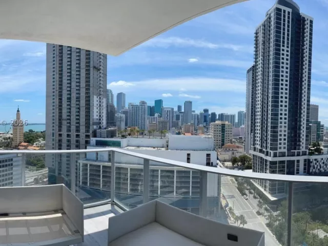 3-bedroom condo for rent in Miami - 851 NE 1st Ave 1511 - MondialRealty