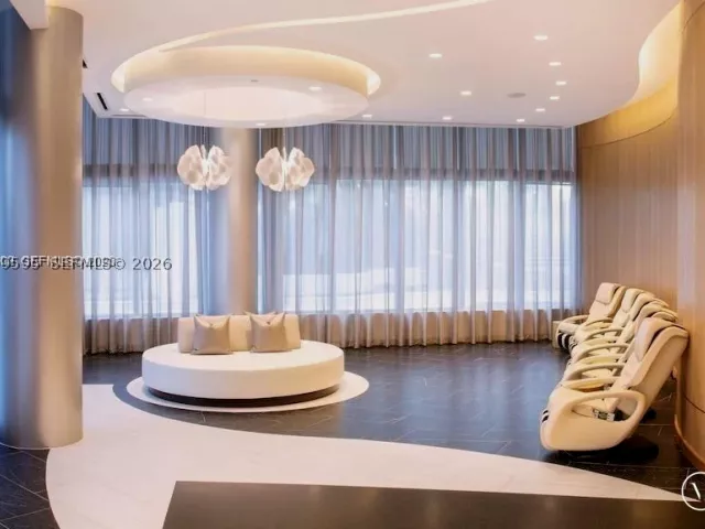 3-bedroom condo for rent in Miami - 851 NE 1st Ave 1511 - MondialRealty