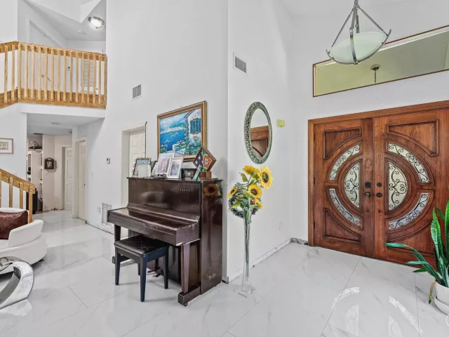 4-bedroom home for rent in Boca Raton - 2350 NW 5TH Avenue - MondialRealty