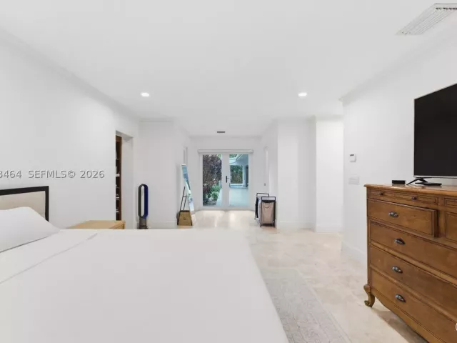 3-bedroom home for sale in Coral Gables - 1510 Ferdinand St - MondialRealty