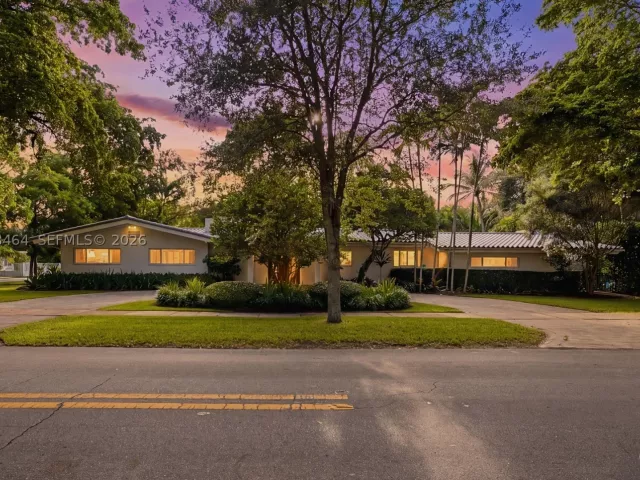 3-bedroom home for sale in Coral Gables - 1510 Ferdinand St - MondialRealty