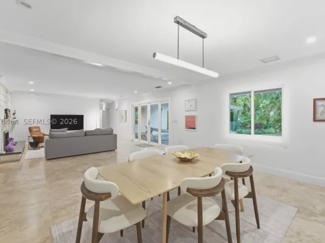 3-bedroom home for sale in Coral Gables - 1510 Ferdinand St - MondialRealty