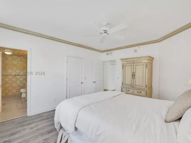 3-bedroom condo for sale in Fort Lauderdale - 2100 N Ocean Blvd 18B - MondialRealty