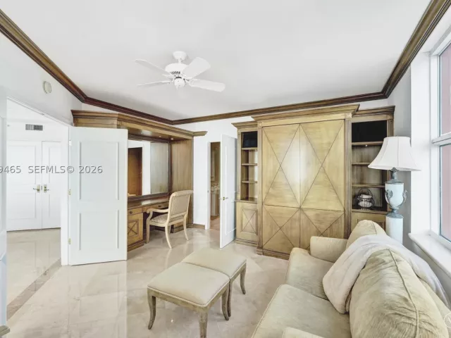 3-bedroom condo for sale in Fort Lauderdale - 2100 N Ocean Blvd 18B - MondialRealty