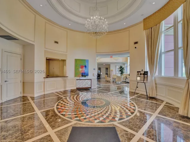 3-bedroom condo for sale in Fort Lauderdale - 2100 N Ocean Blvd 18B - MondialRealty