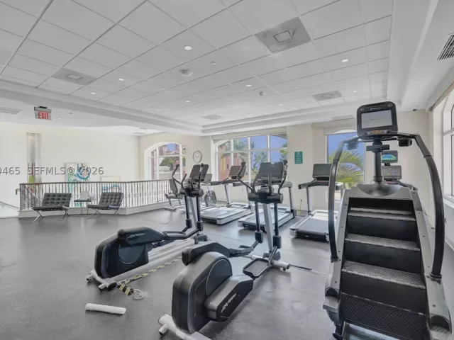 3-bedroom condo for sale in Fort Lauderdale - 2100 N Ocean Blvd 18B - MondialRealty