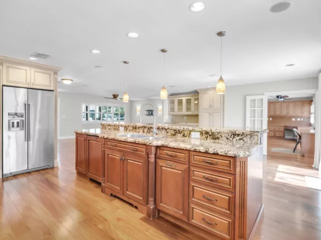 3-bedroom home for rent in Boca Raton - 1008 SW 12TH Avenue - MondialRealty