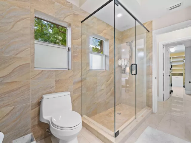 3-bedroom home for sale in Fort Lauderdale - 901 SE 6TH Street - MondialRealty