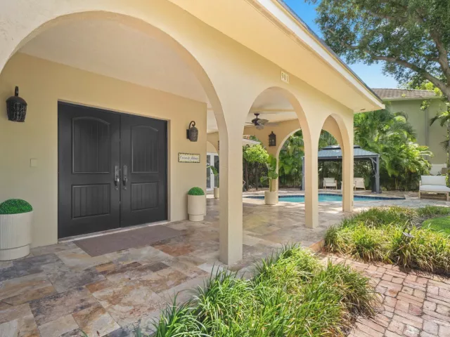 3-bedroom home for sale in Fort Lauderdale - 901 SE 6TH Street - MondialRealty