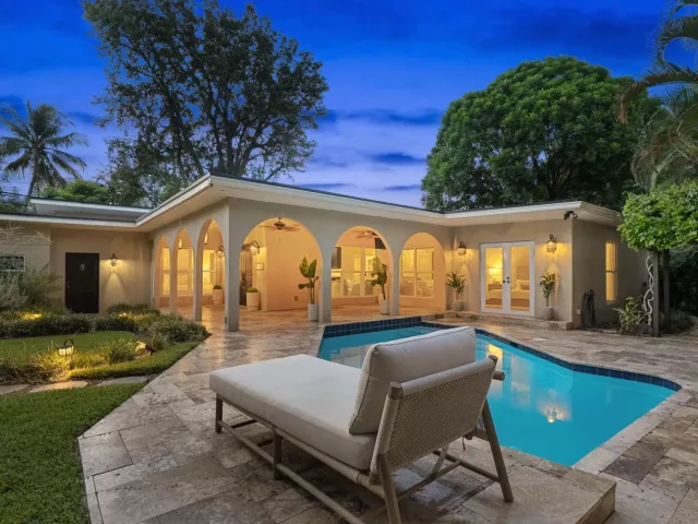 3-bedroom home for sale in Fort Lauderdale - 901 SE 6TH Street - MondialRealty