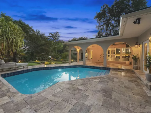 3-bedroom home for sale in Fort Lauderdale - 901 SE 6TH Street - MondialRealty
