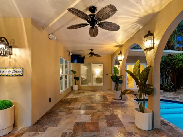 3-bedroom home for sale in Fort Lauderdale - 901 SE 6TH Street - MondialRealty