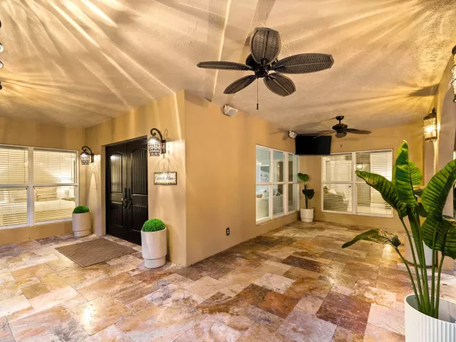 3-bedroom home for sale in Fort Lauderdale - 901 SE 6TH Street - MondialRealty