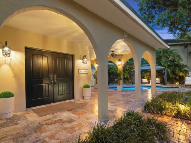 3-bedroom home for sale in Fort Lauderdale - 901 SE 6TH Street - MondialRealty