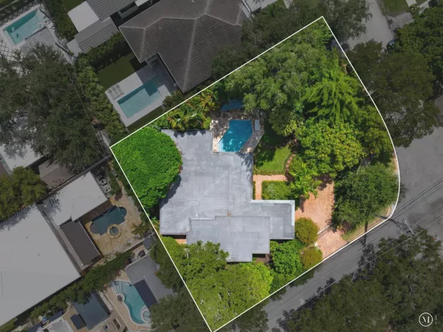 3-bedroom home for sale in Fort Lauderdale - 901 SE 6TH Street - MondialRealty