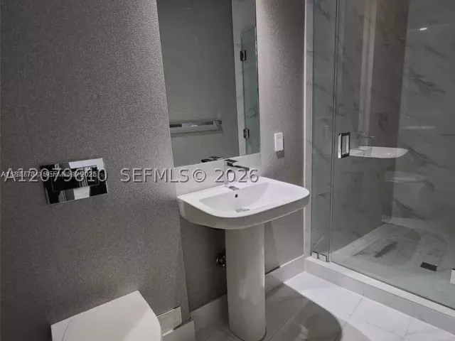 3-bedroom condo for sale in Miami - 801 S Miami Ave 1804 - MondialRealty
