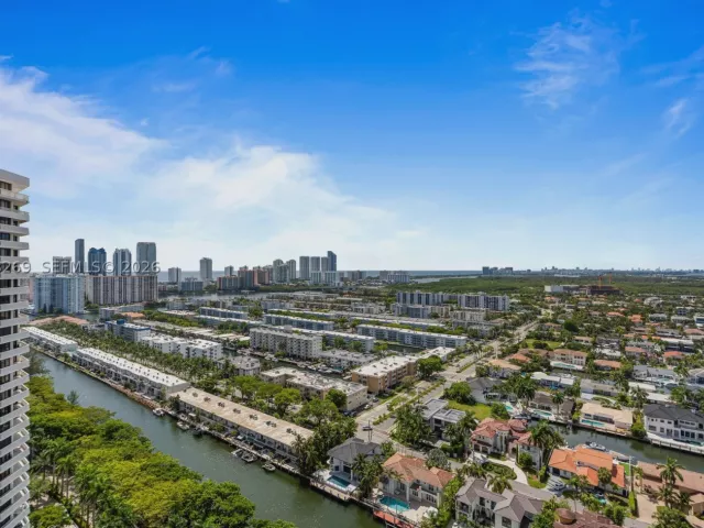 3-bedroom condo for rent in Aventura - 1000 W Island Blvd 2803 - MondialRealty