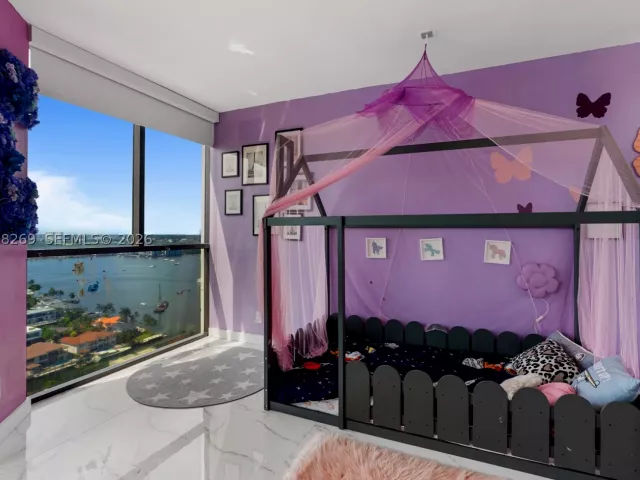 3-bedroom condo for rent in Aventura - 1000 W Island Blvd 2803 - MondialRealty