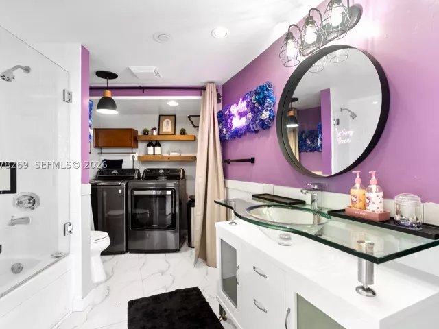3-bedroom condo for rent in Aventura - 1000 W Island Blvd 2803 - MondialRealty