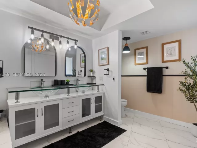 3-bedroom condo for rent in Aventura - 1000 W Island Blvd 2803 - MondialRealty