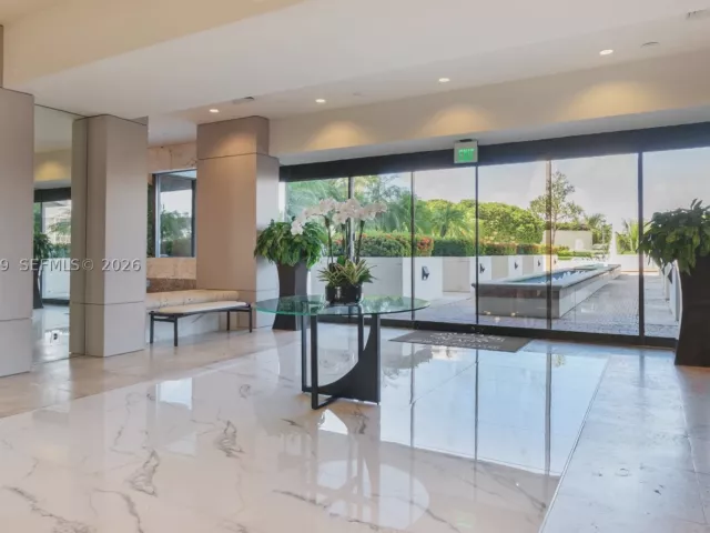 3-bedroom condo for rent in Aventura - 1000 W Island Blvd 2803 - MondialRealty