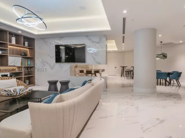 3-bedroom condo for rent in Aventura - 1000 W Island Blvd 2803 - MondialRealty