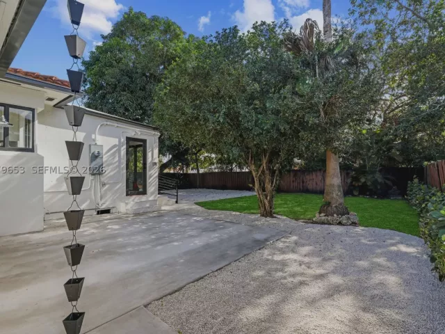 3-bedroom home for rent in Miami - 912 NE 82nd St - MondialRealty