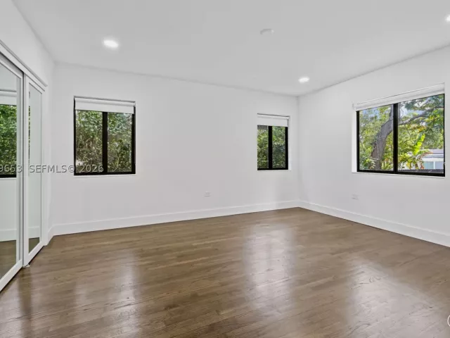 3-bedroom home for rent in Miami - 912 NE 82nd St - MondialRealty