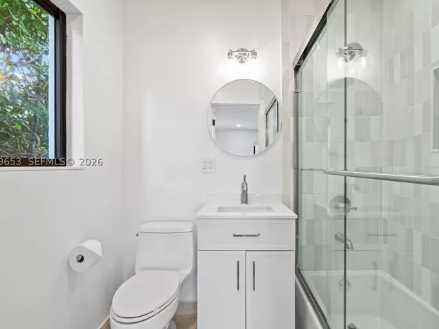 3-bedroom home for rent in Miami - 912 NE 82nd St - MondialRealty