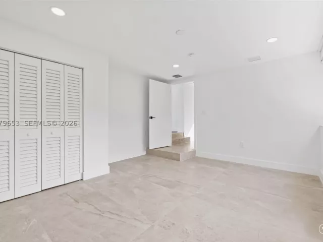 3-bedroom home for rent in Miami - 912 NE 82nd St - MondialRealty
