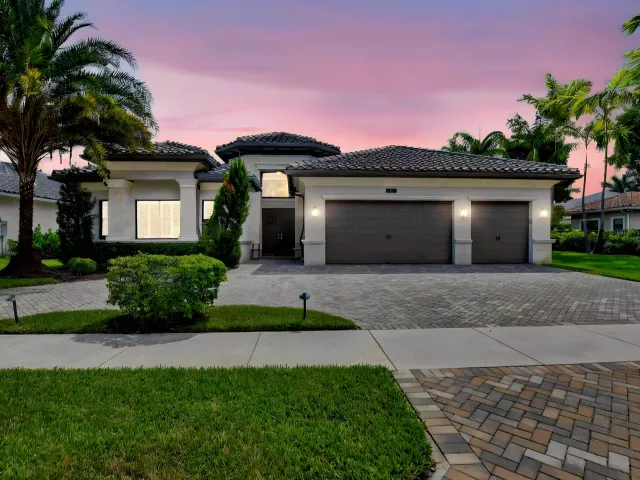 5-bedroom home for sale in Delray Beach - 16740 STRASBOURG Lane - MondialRealty