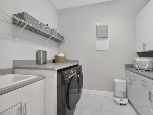 5-bedroom home for sale in Delray Beach - 16740 STRASBOURG Lane - MondialRealty