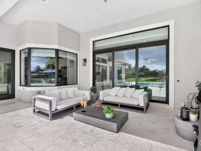 5-bedroom home for sale in Delray Beach - 16740 STRASBOURG Lane - MondialRealty