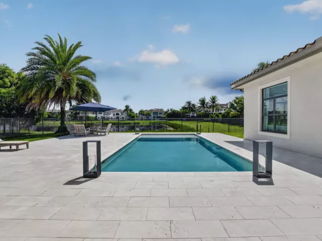 5-bedroom home for sale in Delray Beach - 16740 STRASBOURG Lane - MondialRealty