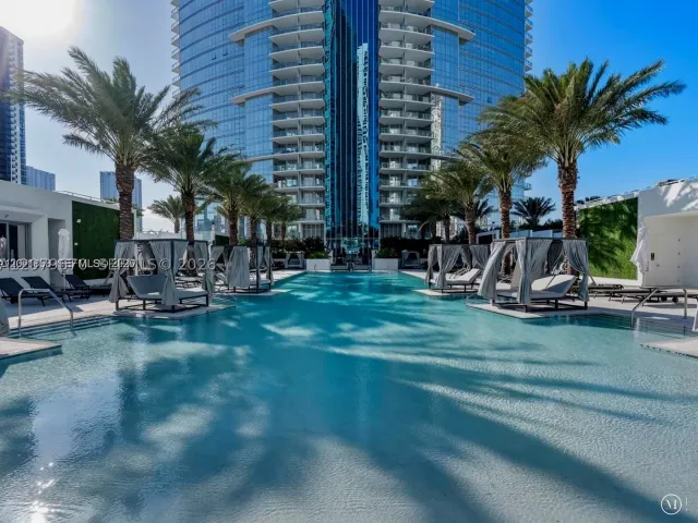 2-bedroom condo for rent in Miami - 851 NE 1st Ave 4109 - MondialRealty