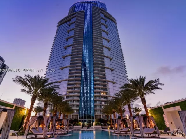 2-bedroom condo for rent in Miami - 851 NE 1st Ave 4109 - MondialRealty