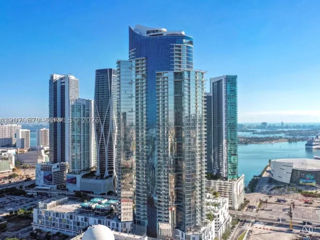 2-bedroom condo for rent in Miami - 851 NE 1st Ave 4109 - MondialRealty