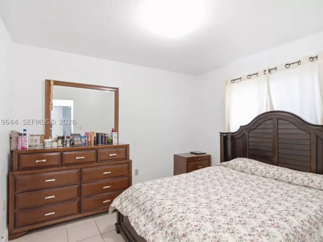4-bedroom home for sale in Miami - 20752 SW 121st Ct - MondialRealty