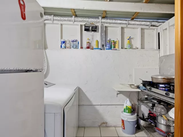 4-bedroom home for sale in Miami - 20752 SW 121st Ct - MondialRealty