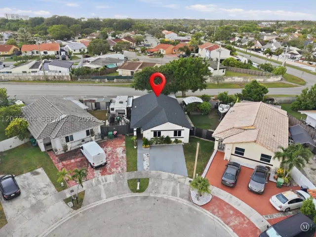 4-bedroom home for sale in Miami - 20752 SW 121st Ct - MondialRealty