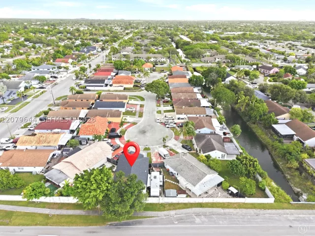 4-bedroom home for sale in Miami - 20752 SW 121st Ct - MondialRealty