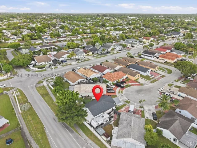 4-bedroom home for sale in Miami - 20752 SW 121st Ct - MondialRealty