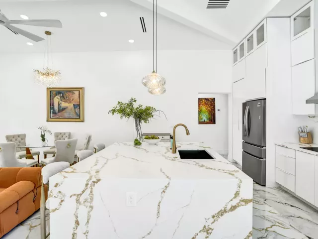 3-bedroom home for rent in Delray Beach - 202 SE 4TH Street - MondialRealty