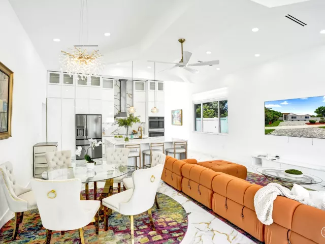 3-bedroom home for rent in Delray Beach - 202 SE 4TH Street - MondialRealty